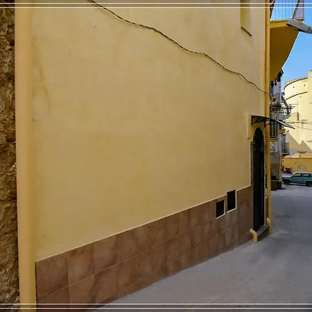 Sicily 3*