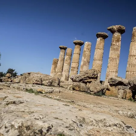 Sicily 3*