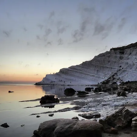 Oda ve Kahvaltı Sicily 3*